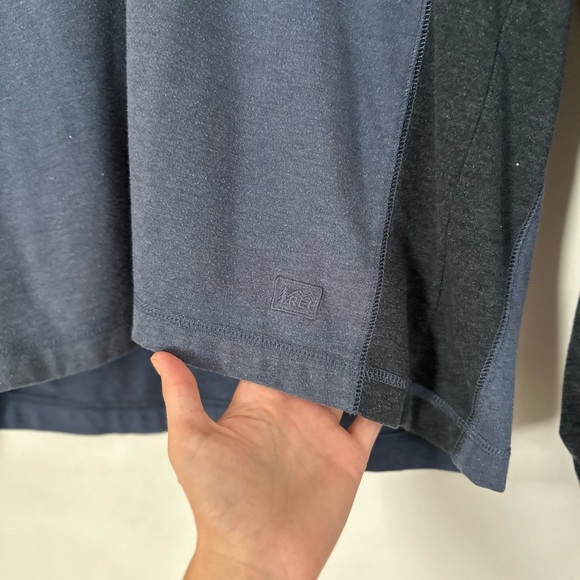 REI Long Sleeve Polo Blue Size Small - Picture 3 of 3